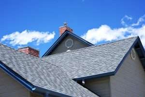 Service de pose de toiture en bardeau d'asphalte à Mirabel - Entrepreneur Réparation Toiture Laval