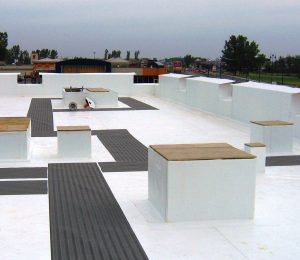 Services de construction neuve de toit blanc EPDM à Montreal, … / Réparation Toiture Urgence